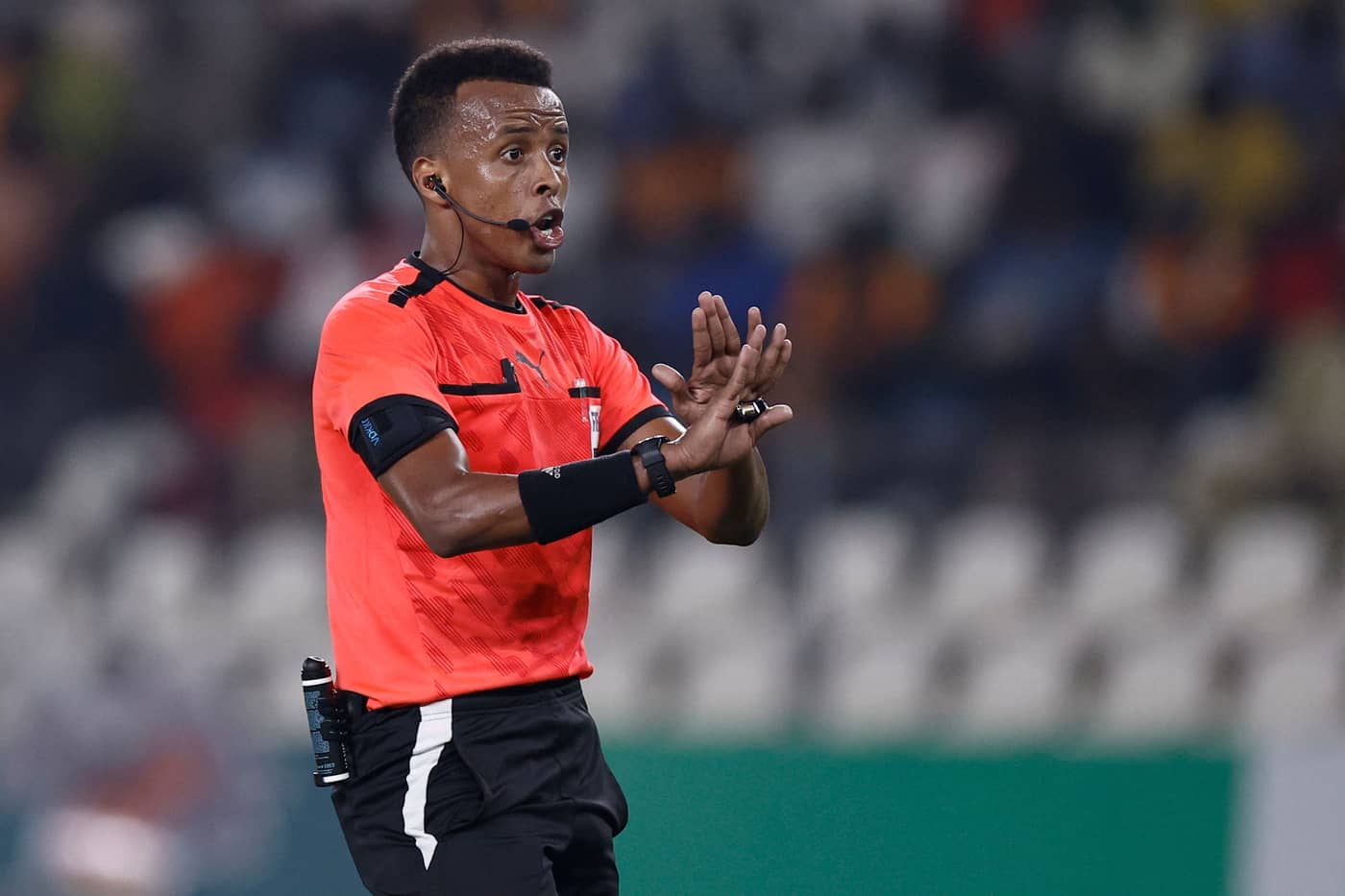 Mimpi Bersejarah Wasit Somalia Pupus di Bandara Miami: Ditolak Masuk AS Jelang Piala Dunia 2026