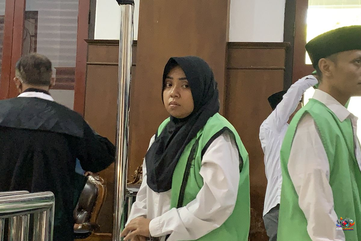 Murnita Triwidyaning Didakwa Bongkar Rumah Dinas Bea Cukai di Surabaya dengan Ekskavator Sewaan