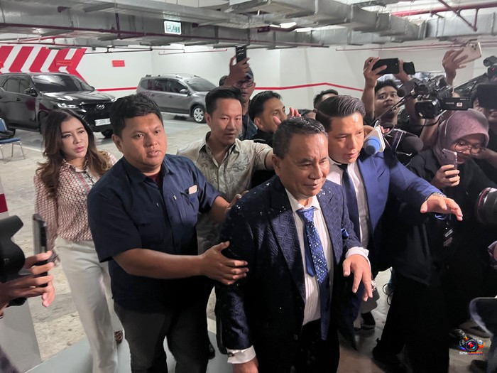 Hotman Paris Resmi Jadi Kuasa Hukum Eks Jampidsus Febrie Adriansyah, Dampingi Pemeriksaan Sebagai Tersangka