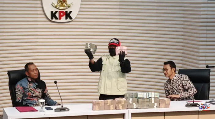 KPK Ungkap Dugaan Suap Rp1,6 Miliar Bupati Lombok Barat, Alphard hingga iPhone Masuk Daftar Penerimaan