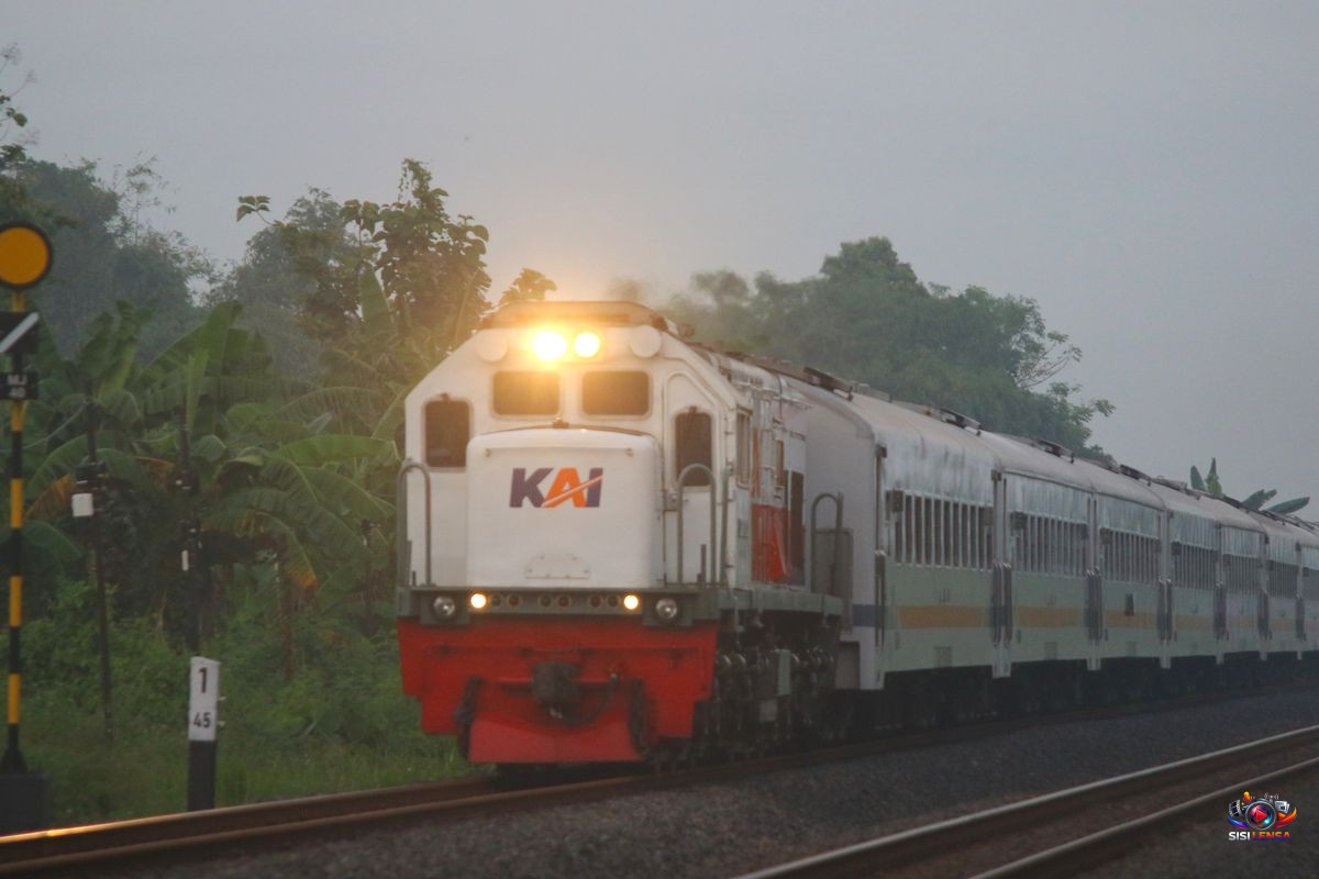 Warga Gugat UU Perkeretaapian ke MK, Minta Tiket Kereta Gratis untuk Anak Usia 0-5 Tahun
