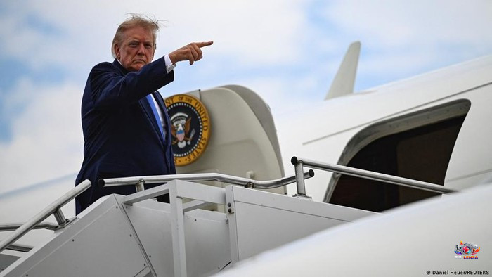 Trump Bantah AS Kehabisan Amunisi, Namun Militer Akui Stok Senjata Presisi Mulai Menipis