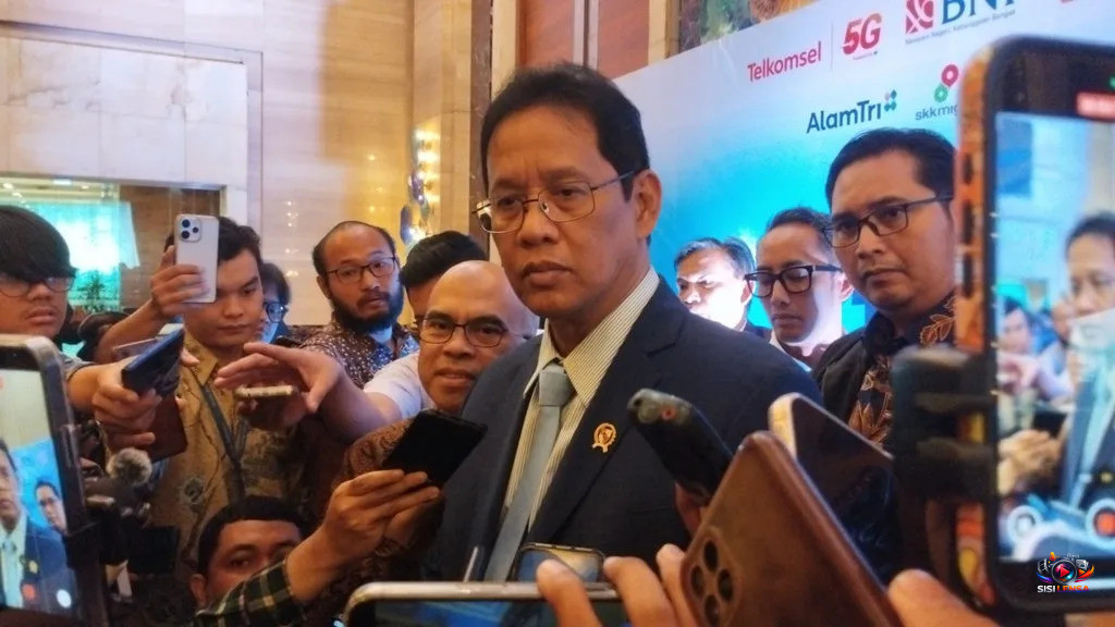 Purbaya Yudhi Sadewa Berencana Pangkas Anggaran MBG di Bawah Rp200 Triliun